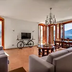 Lakefront Elena By Gardadoma ברנצונה סול גארדה